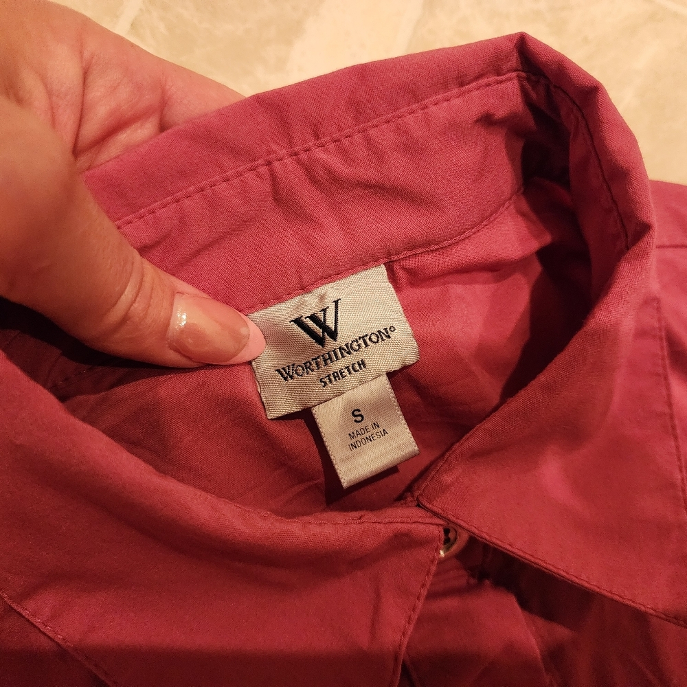 Worthington Women's Burgundy Button-Up Shirt Small - Picture 4 of 8